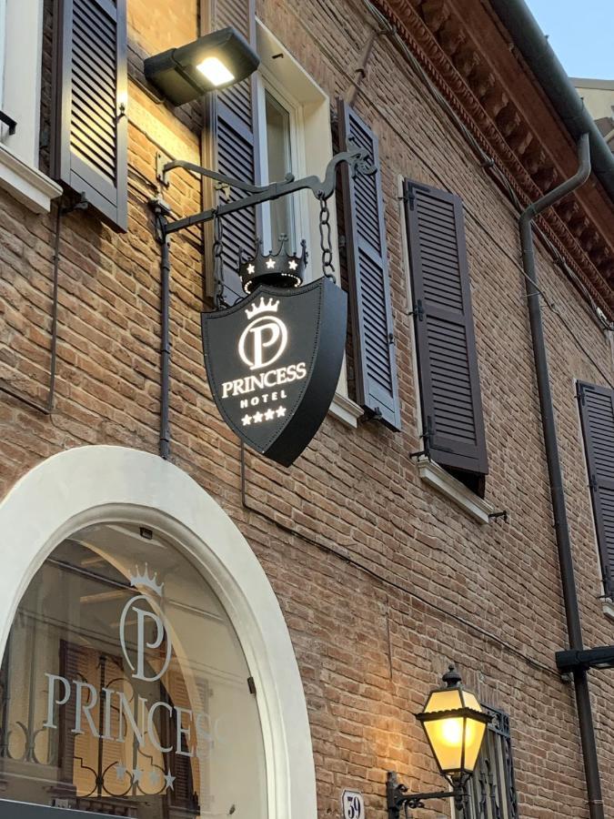 Princess Art Hotel Ferrara Exterior photo